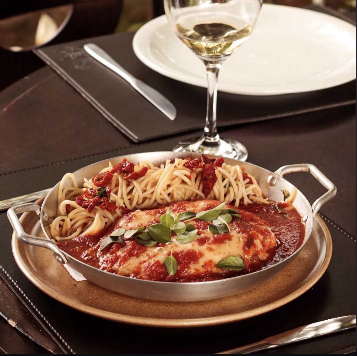 Massa com molho de tomate